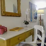 Attic Bay * Камара-де-Лобуш