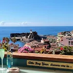 Attic Bay - Cozy With Sea View Lejlighed