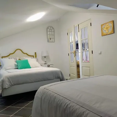 Attic Bay Apartment