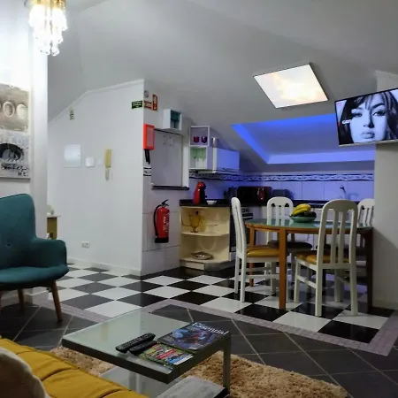 Apartment Attic Bay - Cozy With Sea View *