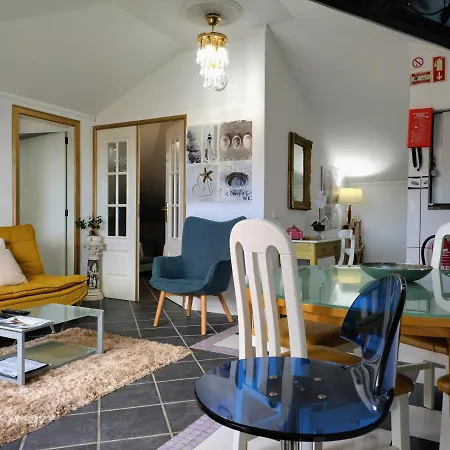 Attic Bay * Câmara de Lobos