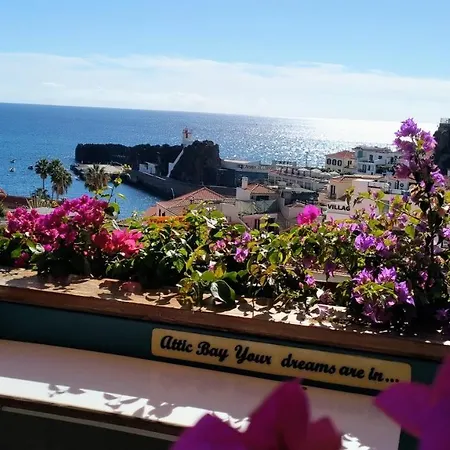 Attic Bay - Cozy With Sea View *