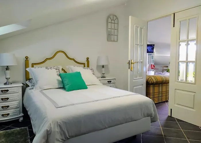 Attic Bay Апартаменты *